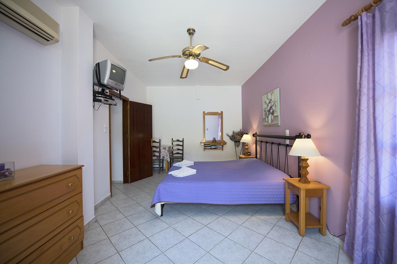 Amphitrite Appartement Myrties Buitenkant foto